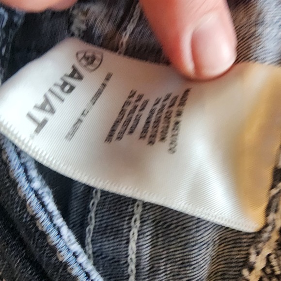 Ariat Jeans‎ Women's Size 31R x 32 REAL Denim Dresden Mid Rise Stretch Straight - Picture 9 of 10